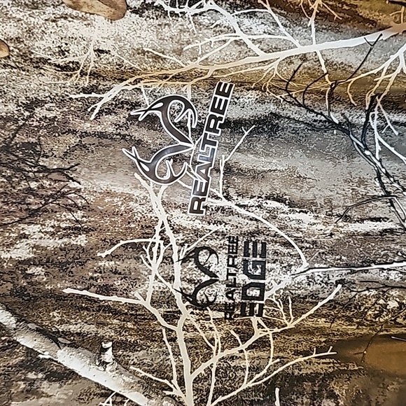 2/$20 Realtree L Scent Control Shirt - Picture 5 of 9
